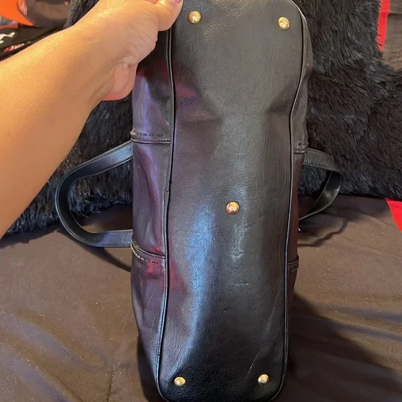 Yves Saint Laurent Black and Gold Satchel with Wallet * PRICE FIRM* - Picture 11 of 16